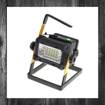 Reflector LED 50W rezistent la praf și apă W807