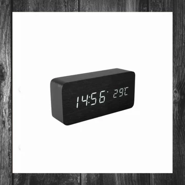 Fa hatású LED ébresztőóra VST-865