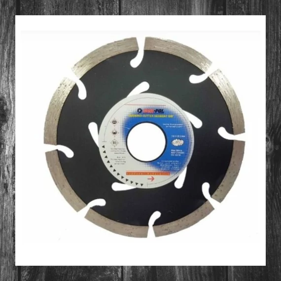 Disc de tăiere diamantat pentru beton/ cărămidă segmentat 115 x 22,2 x 7 mm AJ-853 MAR-POL
