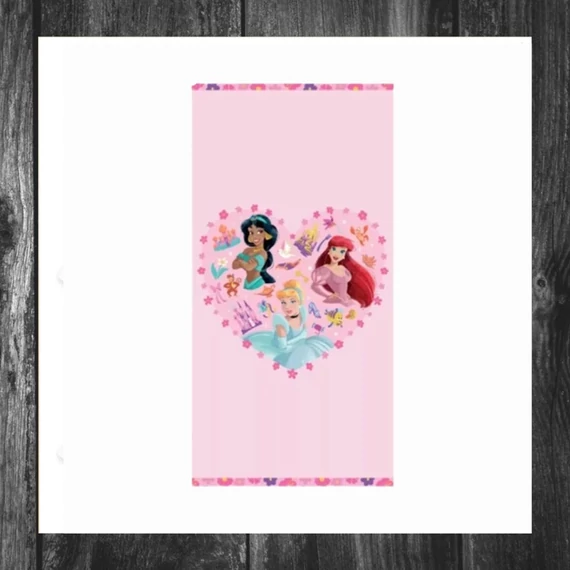 Prosop de baie / plajă Disney Princess Heartfelt Friendship 70x140 cm CBX244254DP